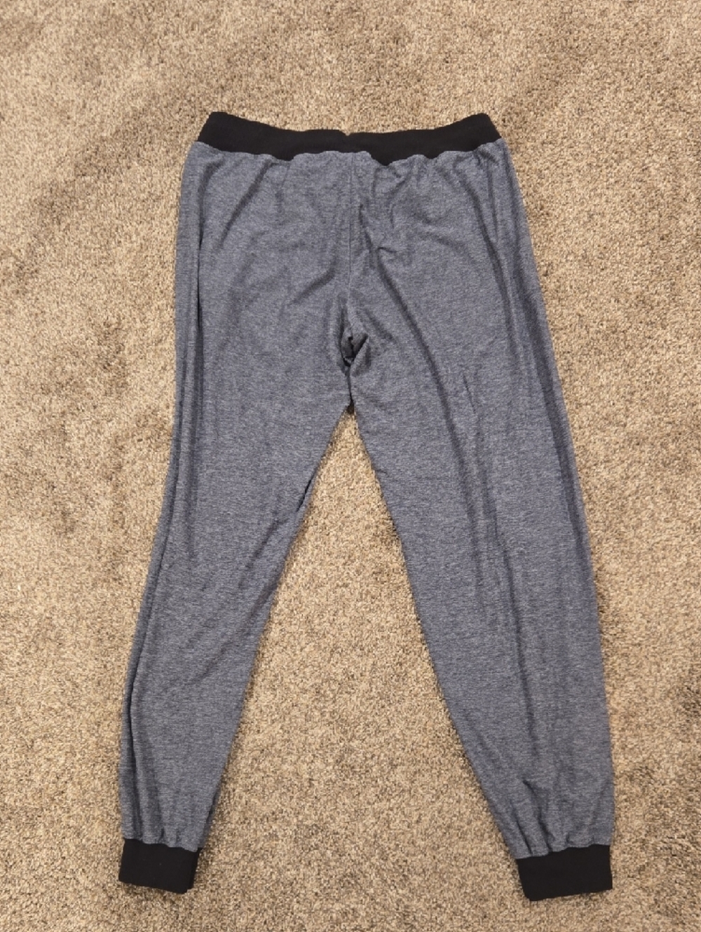 oiselle Lux Heather Gray Joggers with Black Rib Trim - Picture 2 of 6